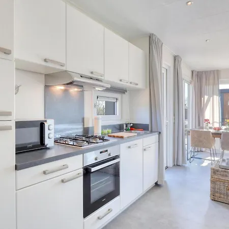 2 Bedroom Cozy In Dom wakacyjny Susel